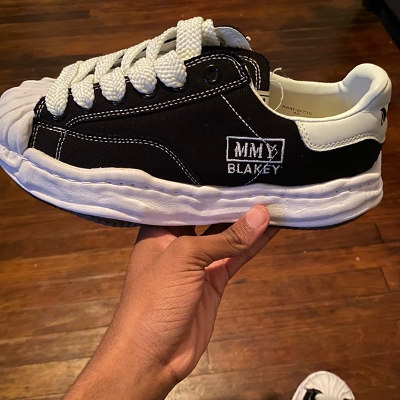 Maison Mihara Size 9.5
